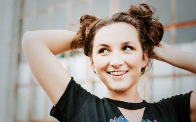 Invecchiamento dei capelli: 10 consigli per mantenerli giovani