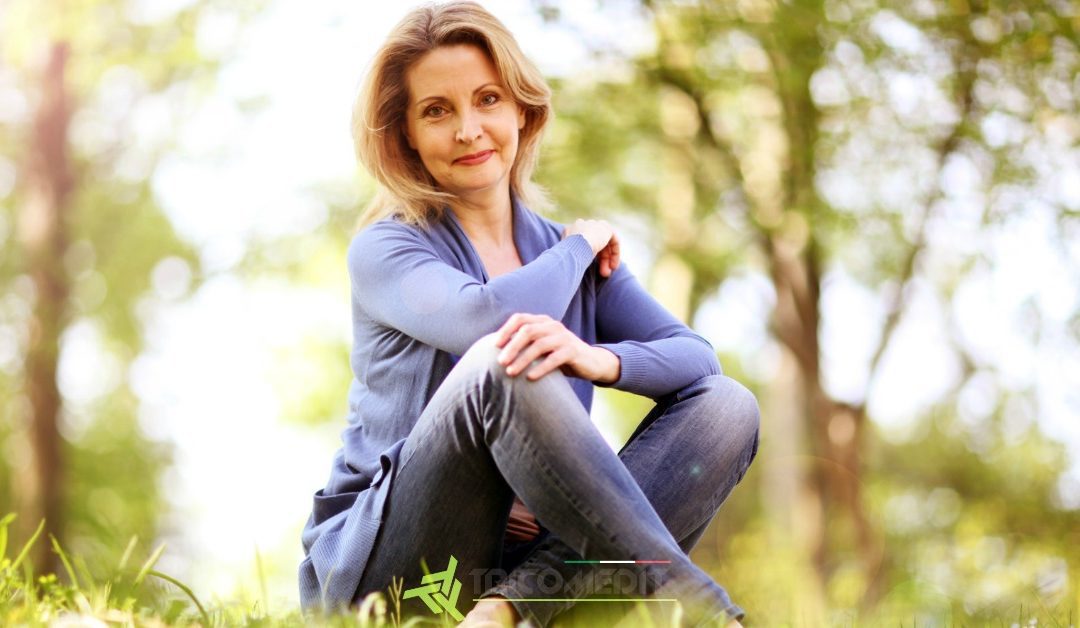 Caduta dei capelli in menopausa: cause e rimedi